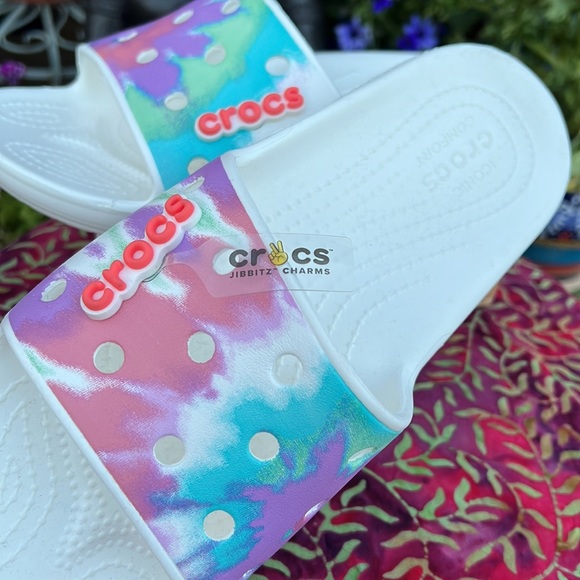 New Crocs Colorful Tie Dye Slide Sandals - Picture 16 of 16